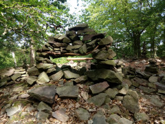 Steinfenster an der Hünselburg