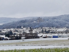 Kugelsburg im Winterkleid 