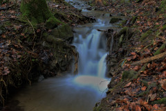 Weg durch Gestein