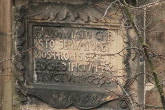 St. Georg Kirche Mengeringhausen, Ausbau der Kirche, Grundstein zur Errichtung des Chorraums 1552.