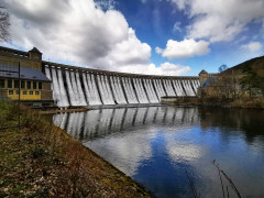 Überlauf an der Edertalsperre 