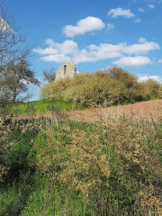 Ruine Klinger Kirche in Sachsenhausen 